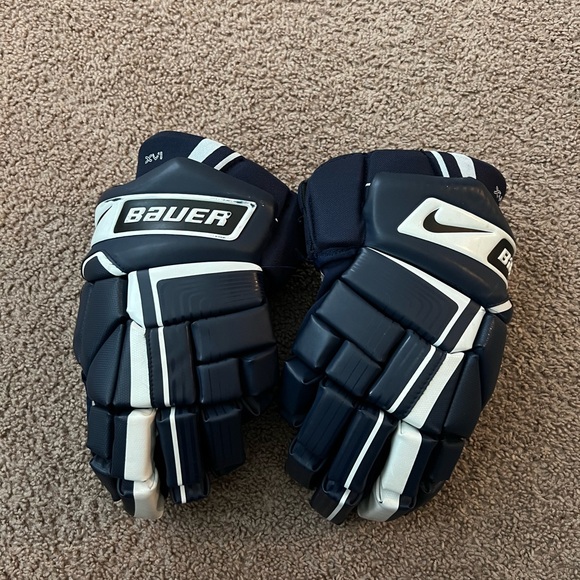 Bauer hockey gloves - Picture 2 of 6